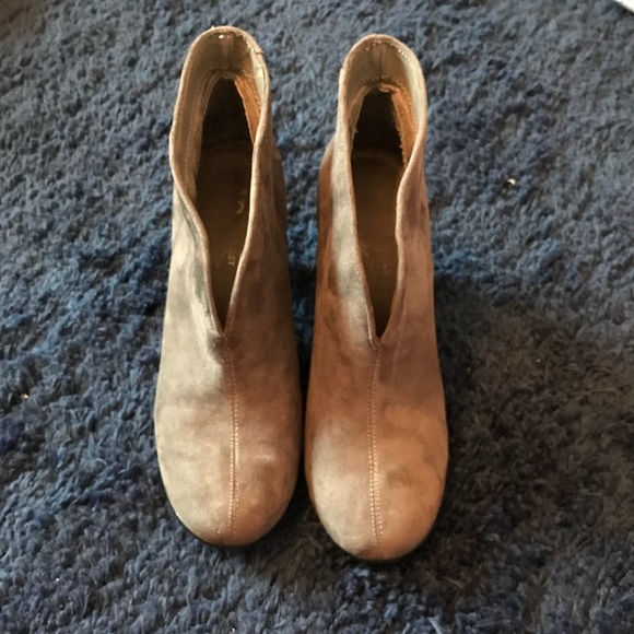 A2 By Aerosoles Shoes - Gray booties